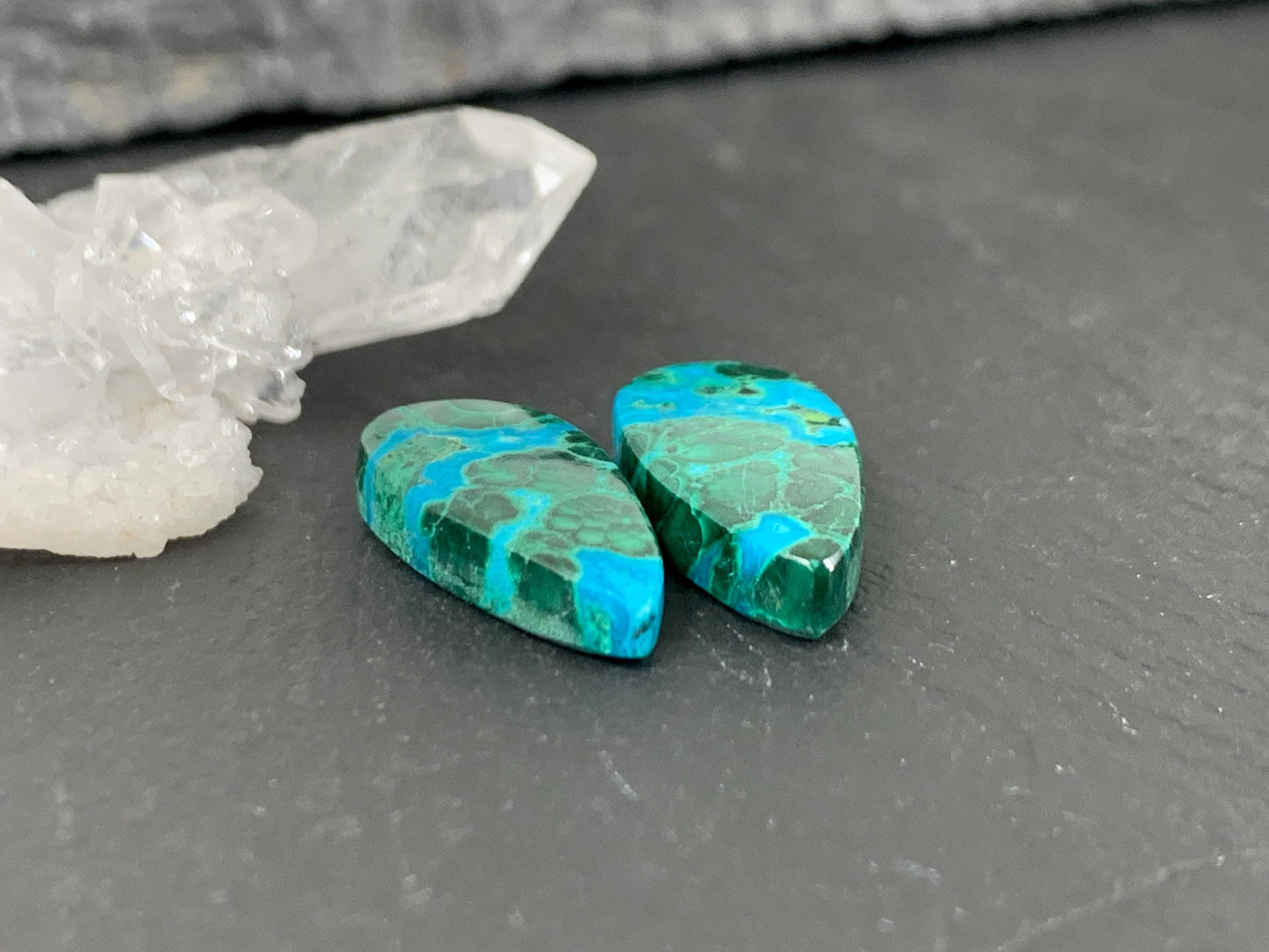 Malachite Chrysocolla pear 9x19x3.5mm cabochon pair