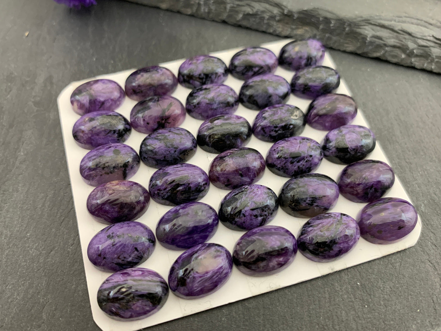 Charoite oval 10x14mm cabochon - Calibrated cabochons