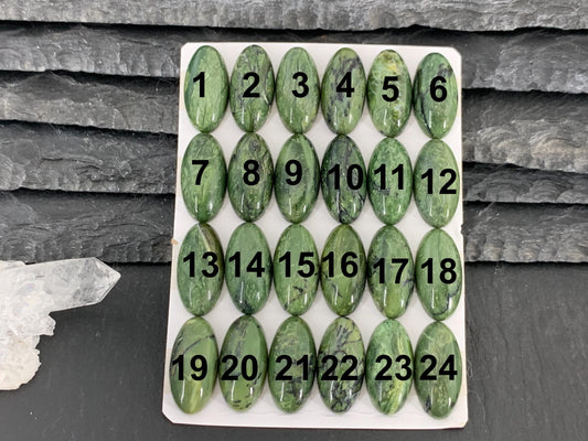 Green Opal oval 9x18mm Cabochon - Calibrated cabochons