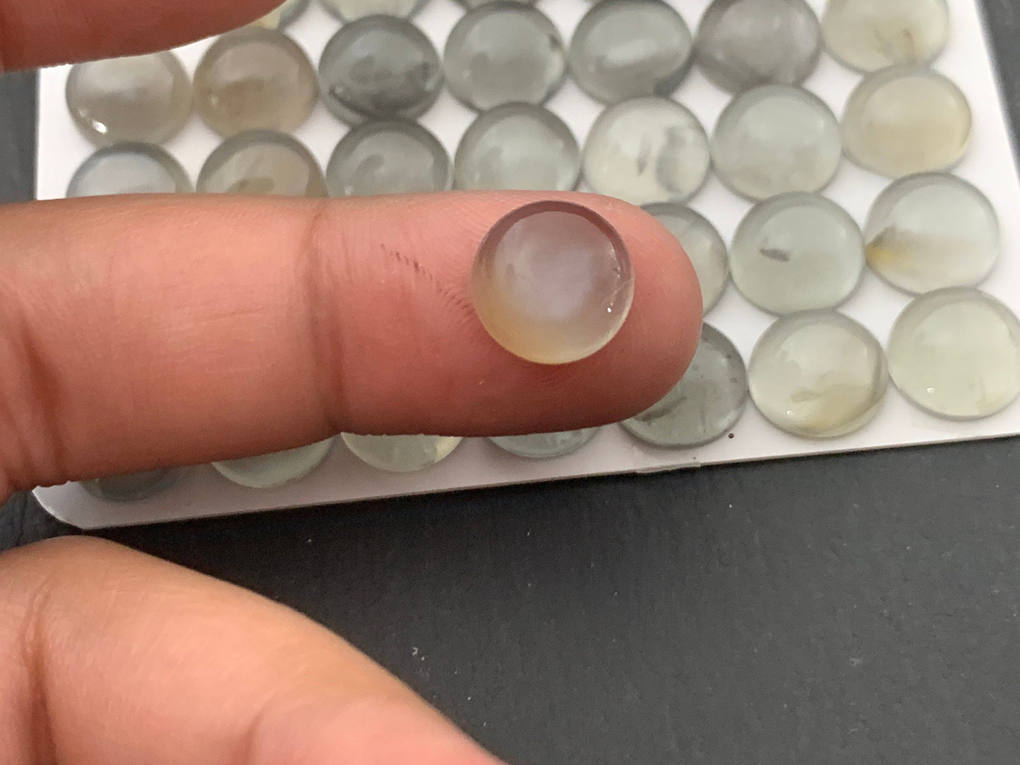 Grey Moonstone round 10mm cabochon - Calibrated cabochons