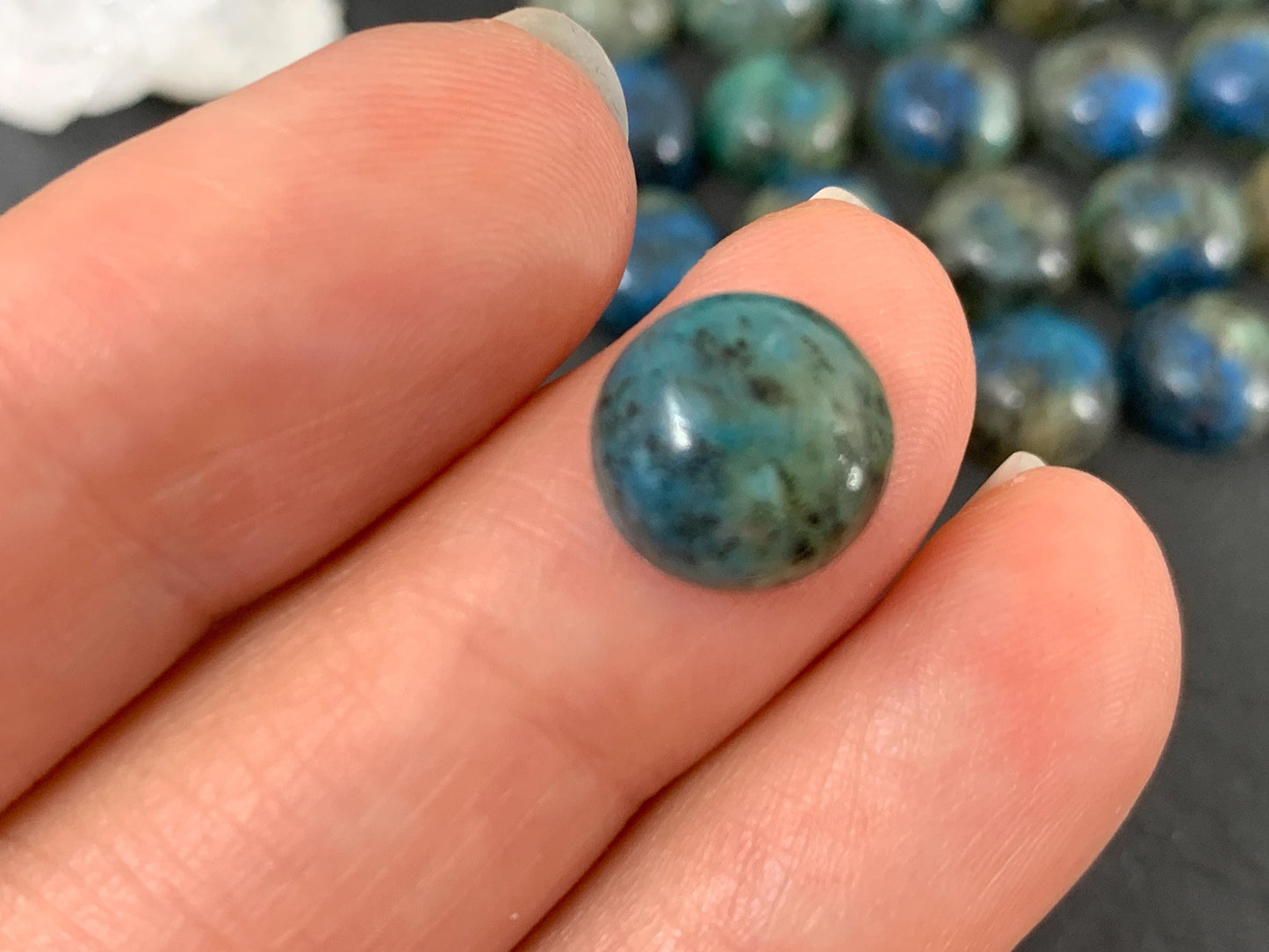 Azurite in Granite round 10mm cabochon - Calibrated cabochons.