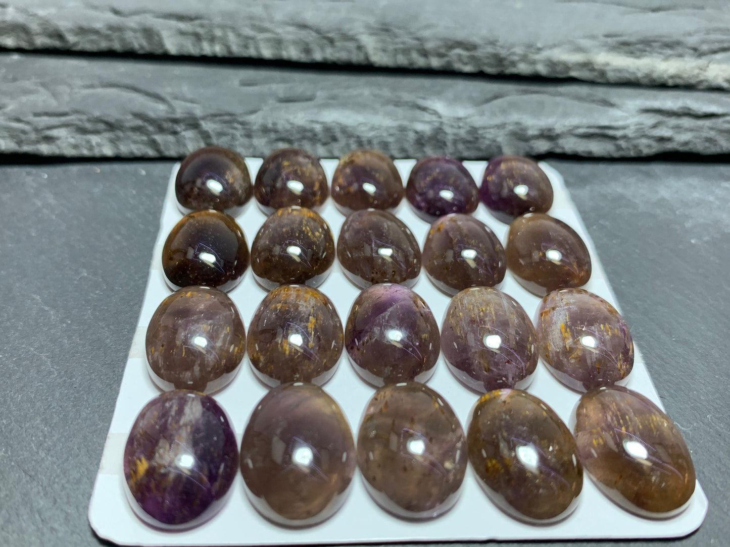 Amethyst Cacoxenite oval 13x18mm Cabochon - Calibrated cabochons