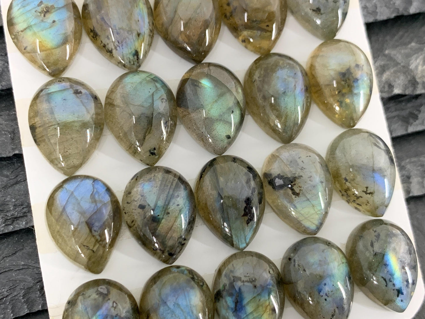 Labradorite pear 12x16mm Cabochon - Calibrated Cabochons