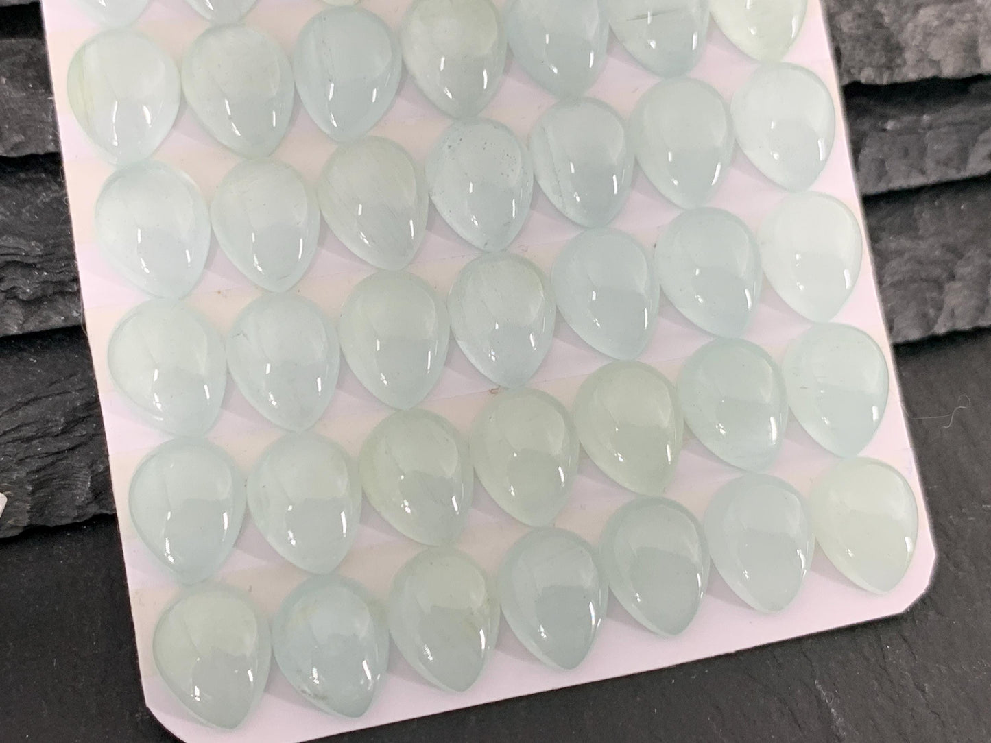 Aquamarine pear 8x10mm cabochon - Calibrated cabochons