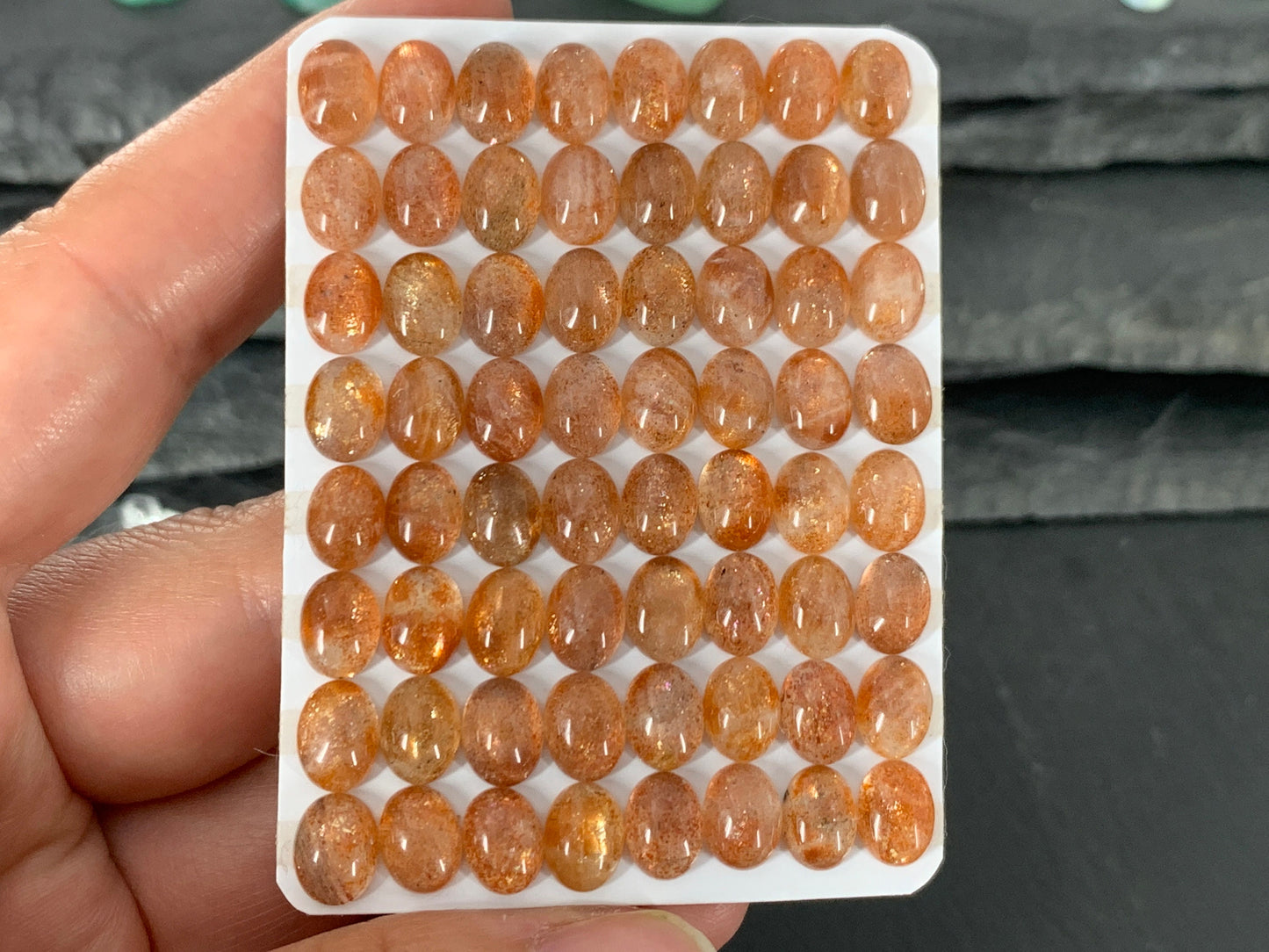 SunStone oval 6x8mm cabochon - Calibrated cabochons