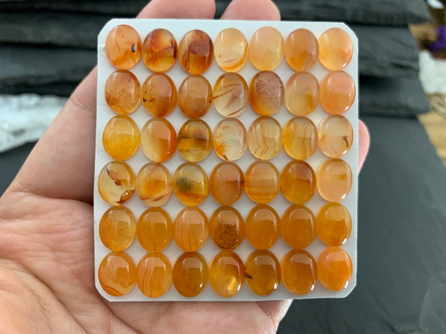 Carnelian oval 8x10mm cabochon - Calibrated cabochons