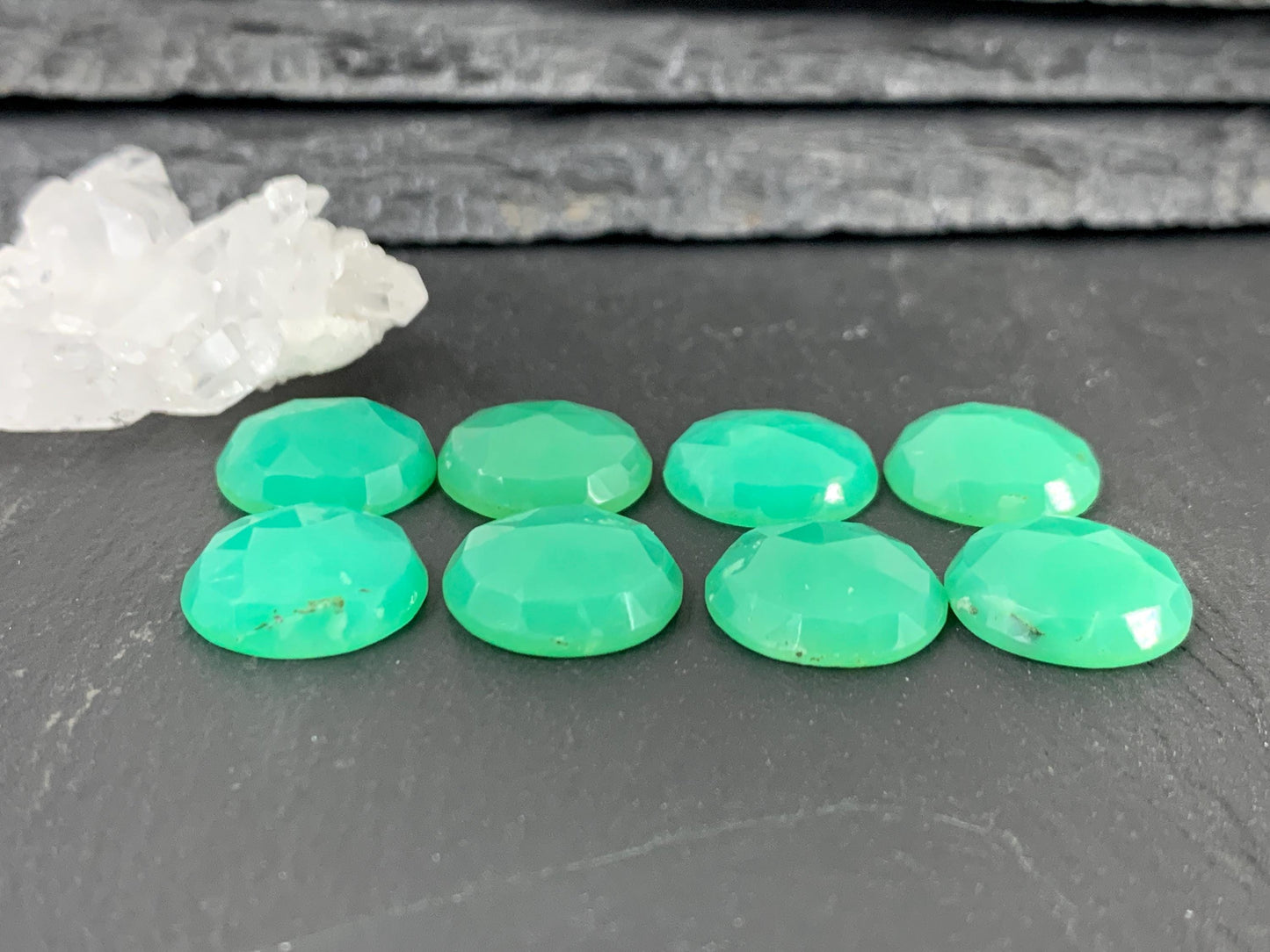 Faceted Chrysoprase Cabochon – 14mm Rose Cut Round Green Gemstone for Jewelry
