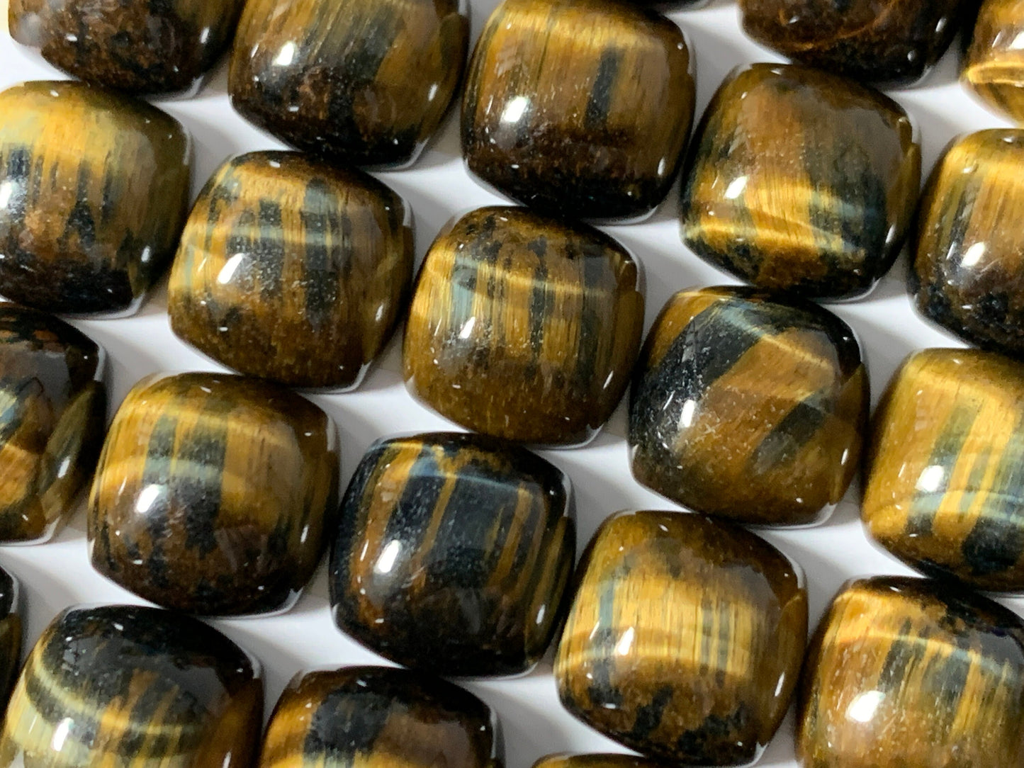 Yellow Blue Tiger Eye square cushion 14mm cabochon - Calibrated cabochons