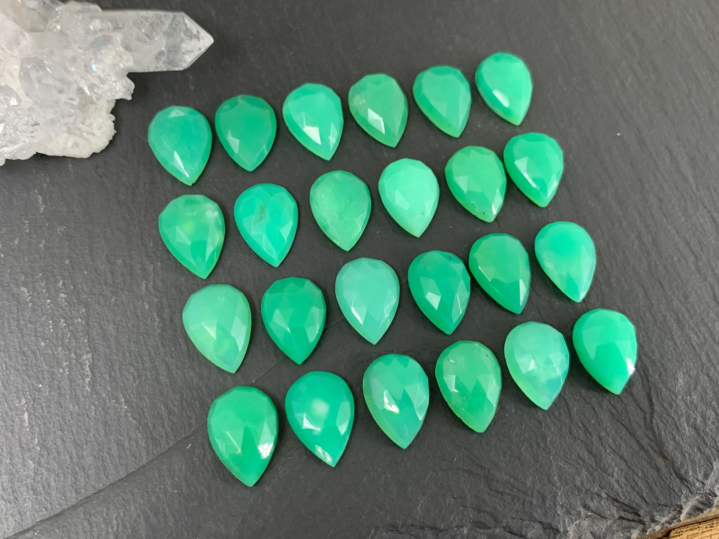 Faceted Chrysoprase pear 10x14mm cabochon