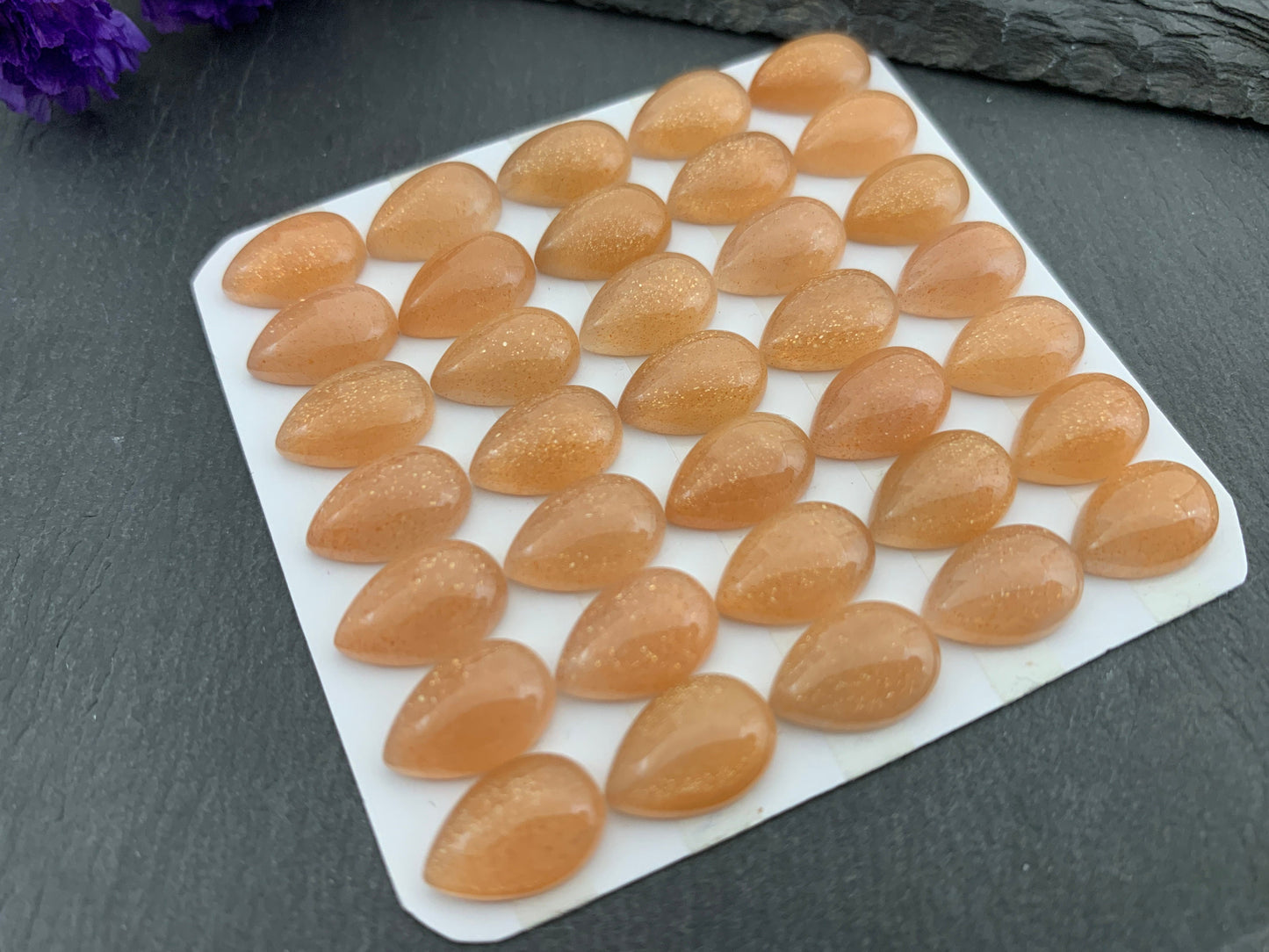 Goldsand Sunstone Pear 8x12mm cabochon - Calibrated cabochons
