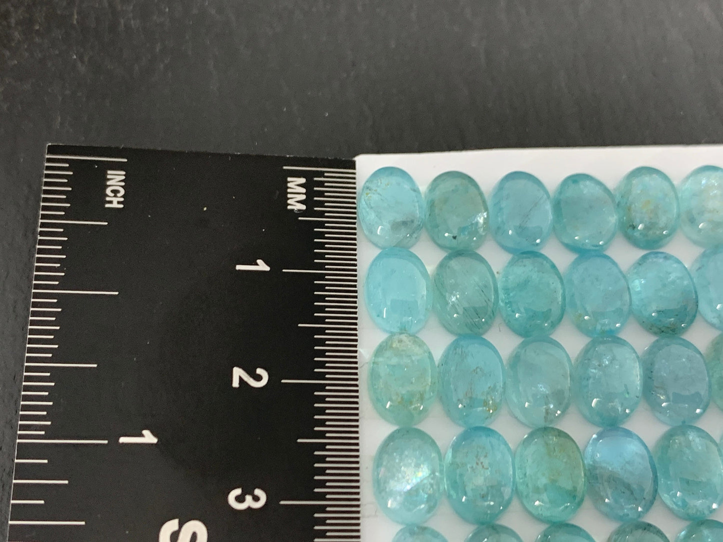 Blue Green Apatite oval 6x8mm cabochon - Calibrated cabochons