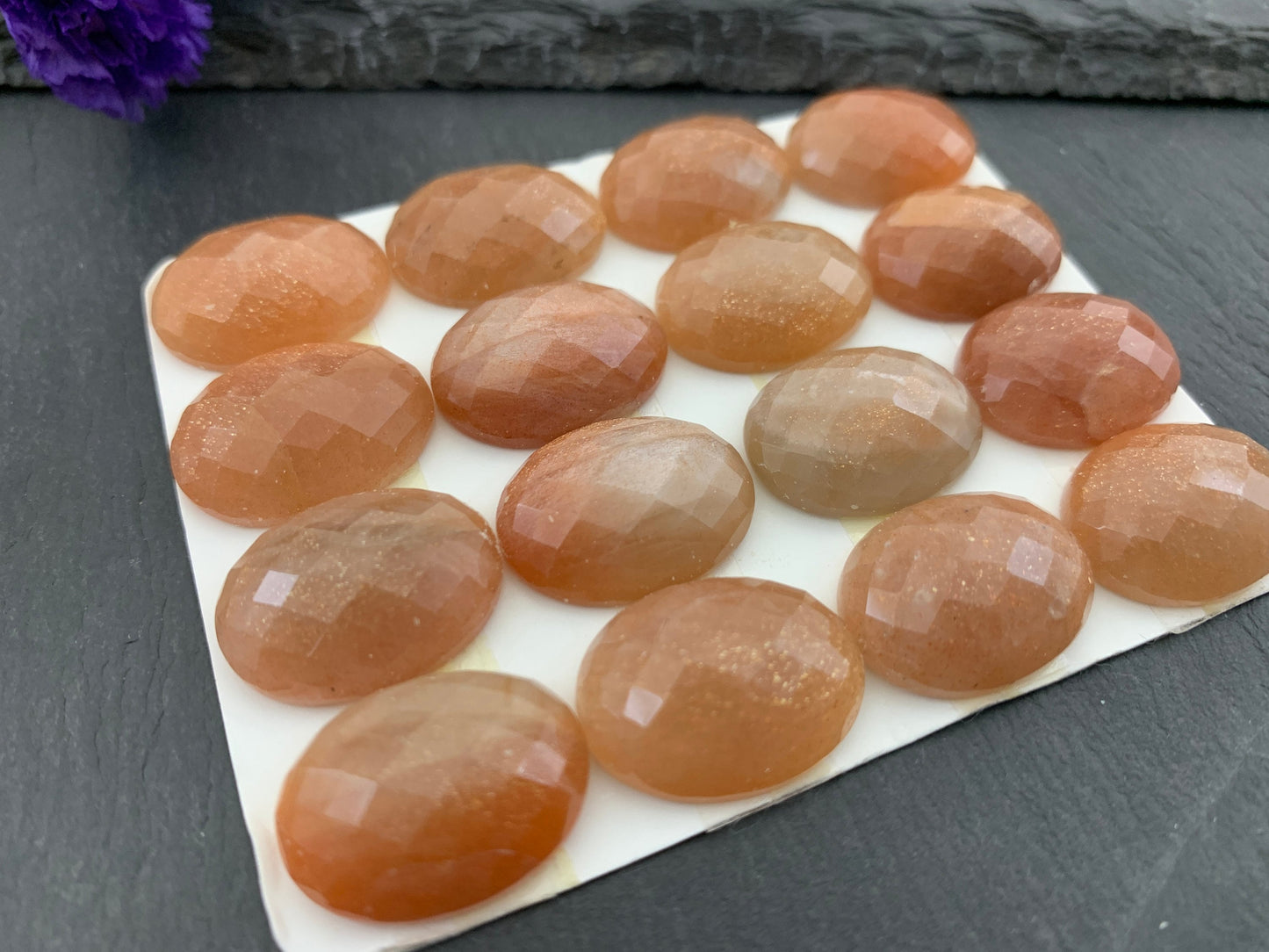 Faceted Goldsand Sunstone oval 15x20mm cabochon