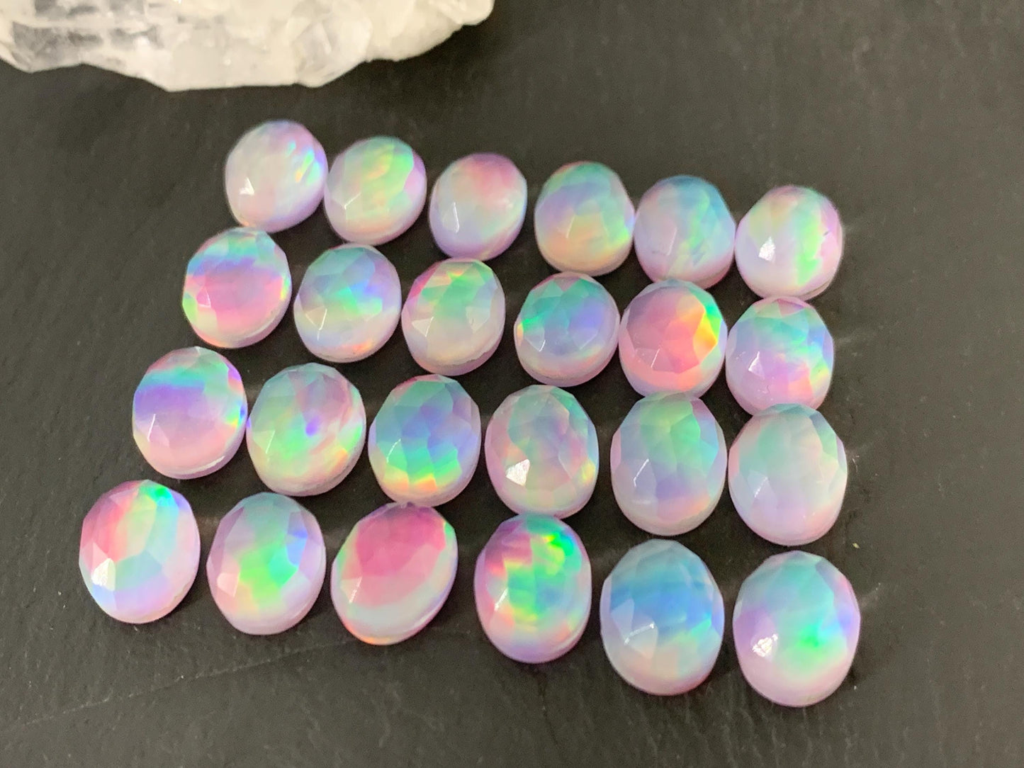 Faceted Aurora Opal oval 8x10mm cabochon - Doublet cabochon