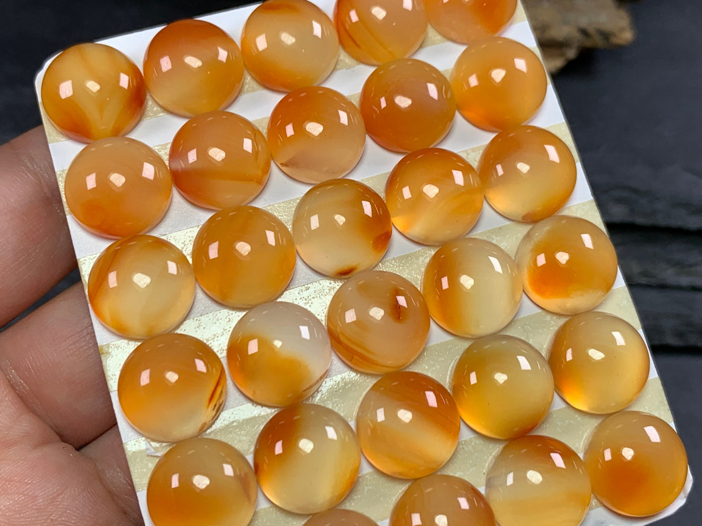 Carnelian round 13mm cabochon - Calibrated cabochons