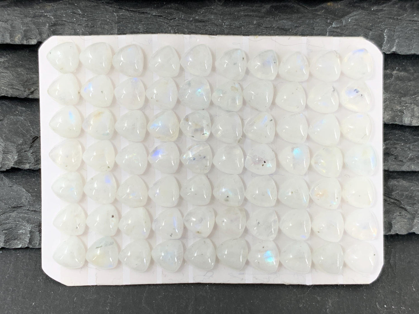 Rainbow Moonstone trillion 6mm cabochon - Calibrated Moonstone