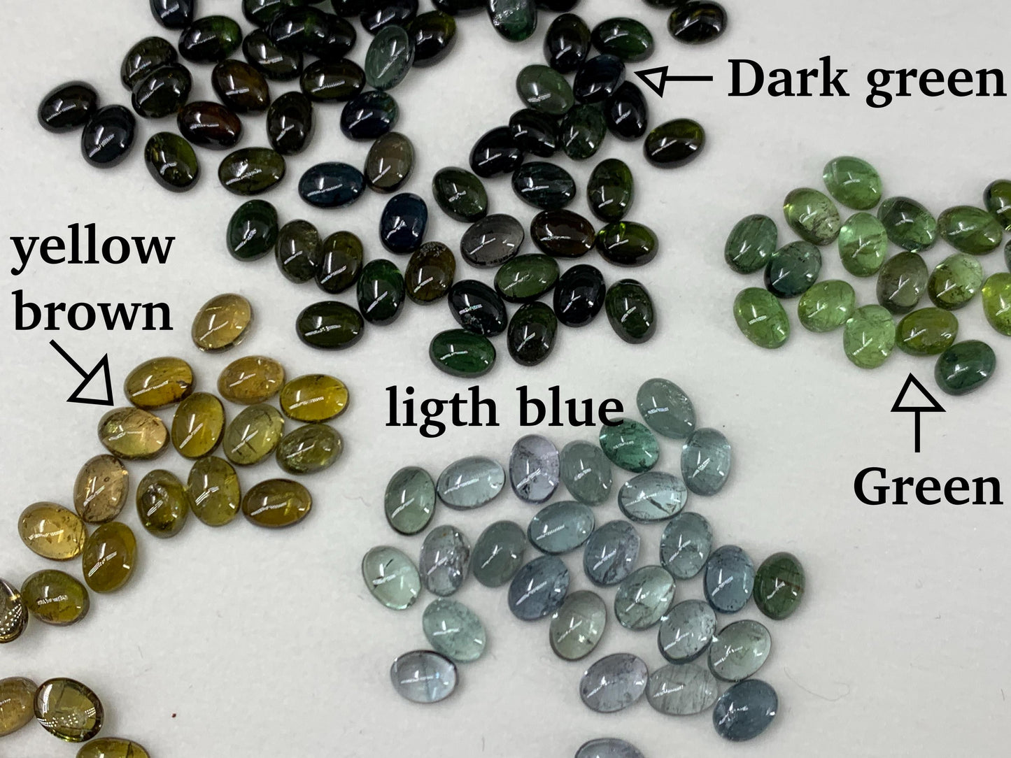 Green Tourmaline oval 5x7mm cabochon - Calibrated cabochons