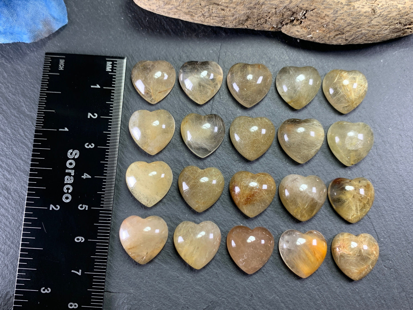 Rutilated Quartz heart 15mm cabochon - Calibrated cabochons