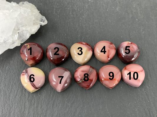 Mookaite Jasper pear 12mm cabochon