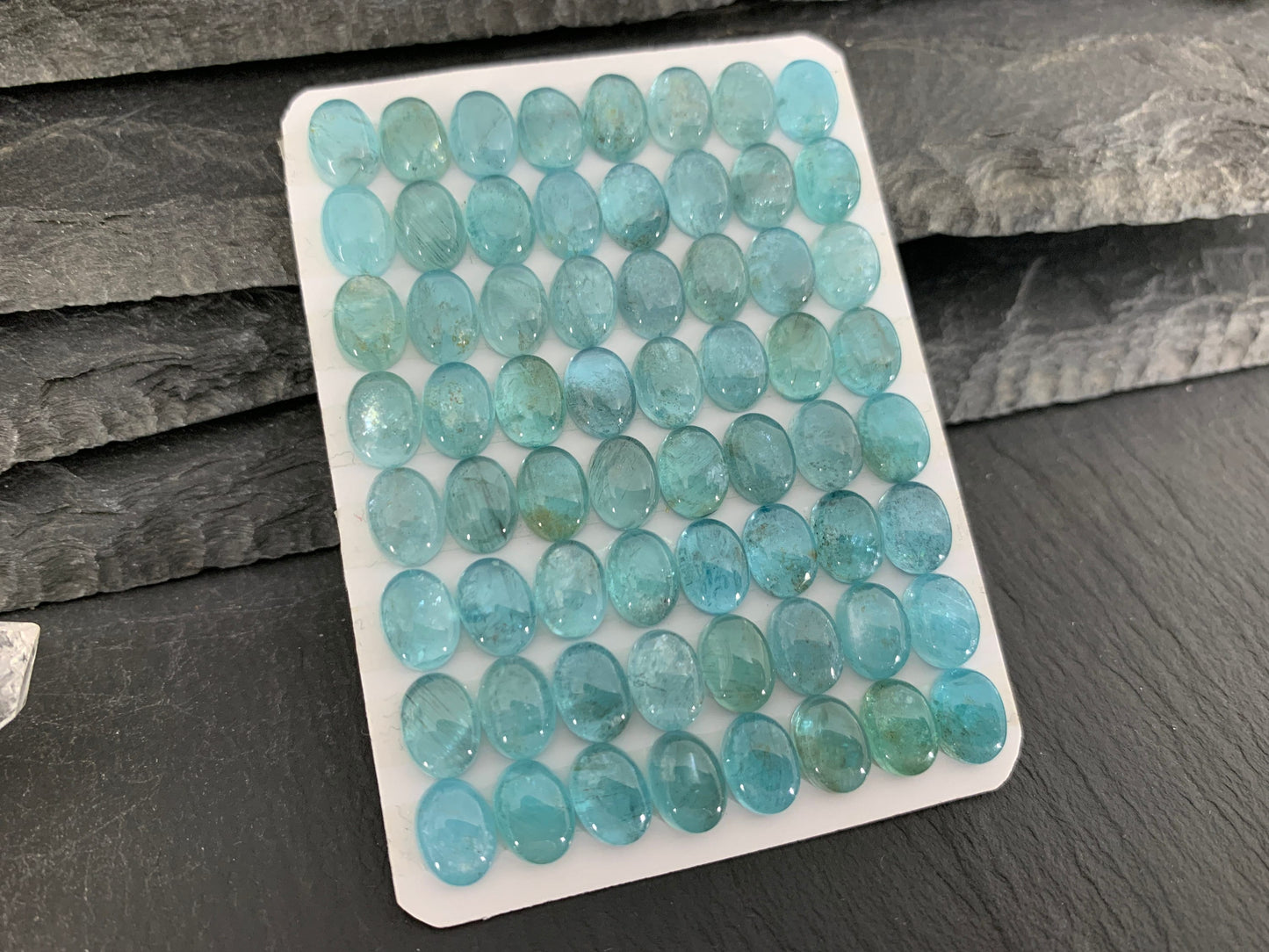 Blue Green Apatite oval 6x8mm cabochon - Calibrated cabochons