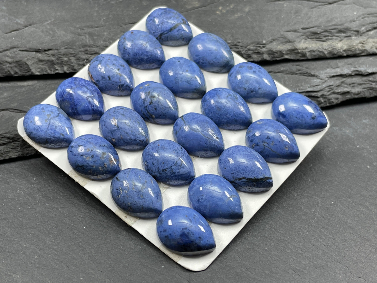 Dumortierite pear 12x16mm cabochon - Calibrated cabochons