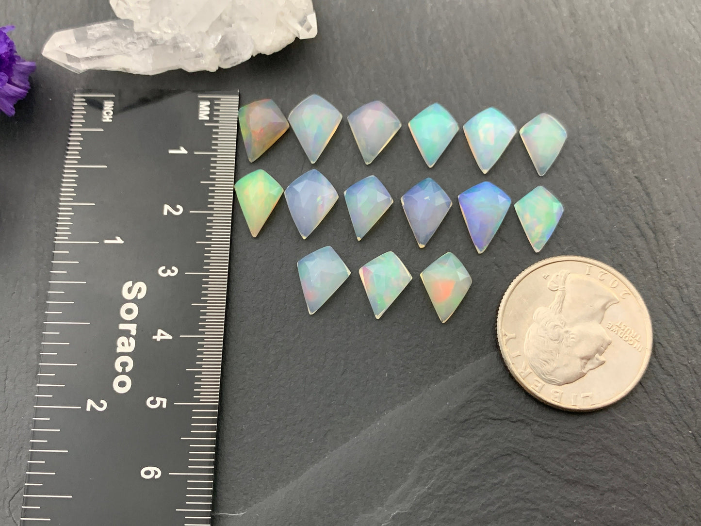 Faceted Welo Opal kite 11-11.8mm cabochon