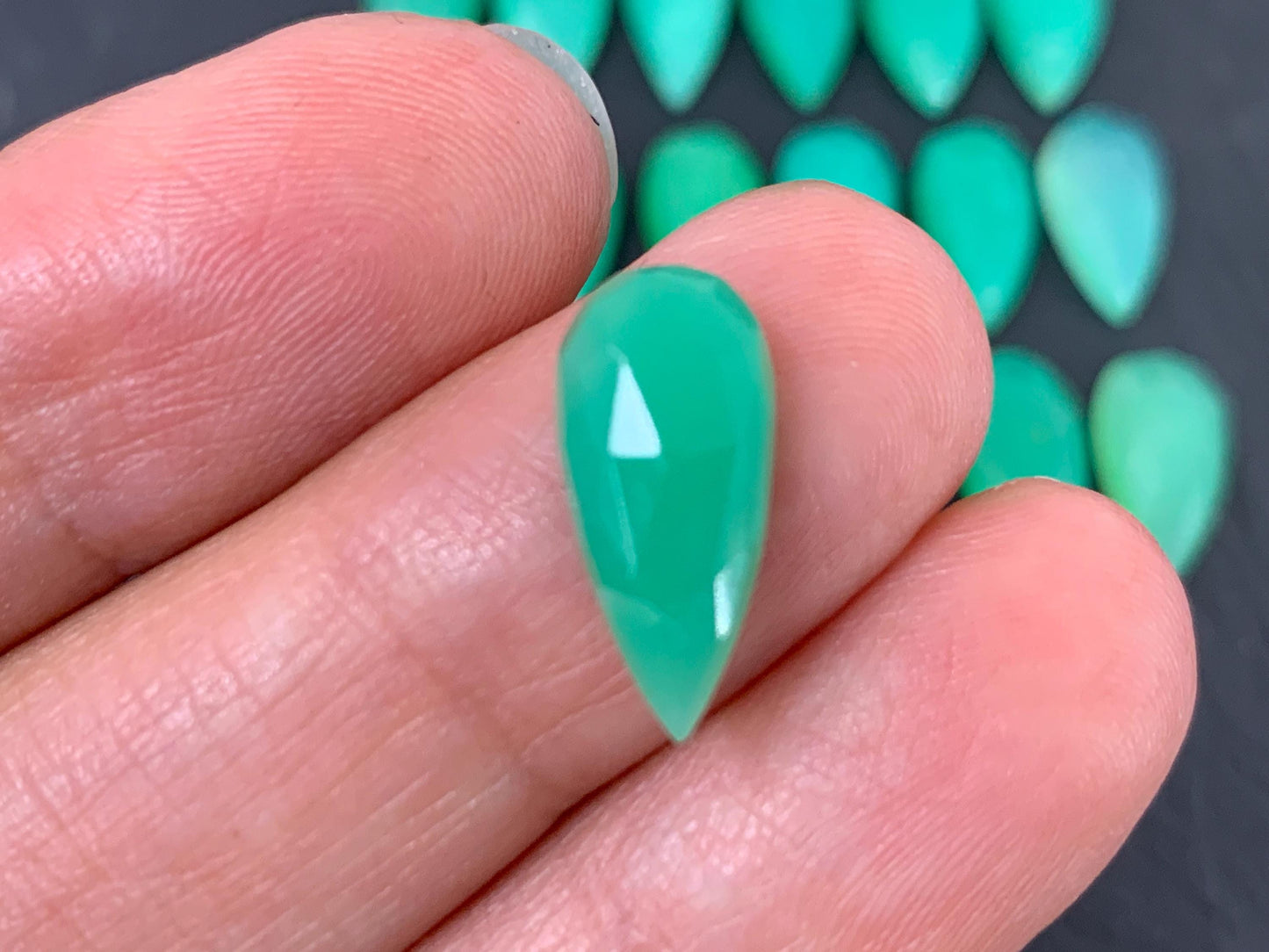 Faceted Chrysoprase pear 7x15mm cabochon