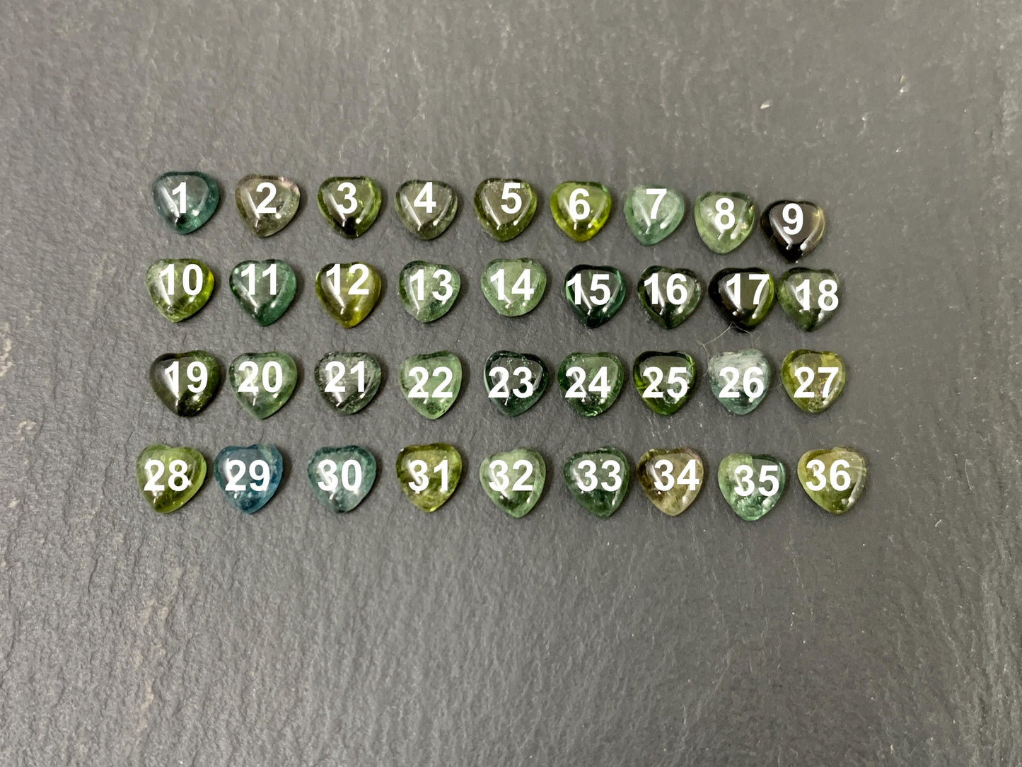 Green Tourmaline heart 5mm cabochon - Calibrated cabochons
