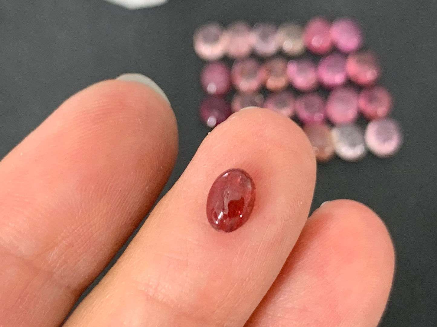 Tourmaline oval 5x7mm cabochon