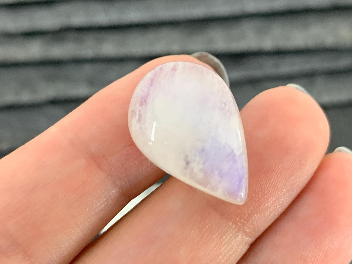 Rainbow Moonstone 22x15x8mm cabochon