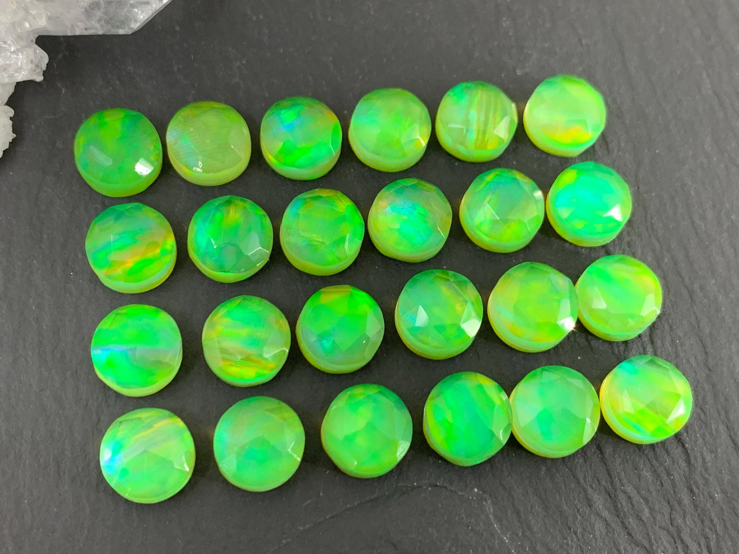 Faceted Aurora Opal round 8mm cabochon - Doublet cabochons