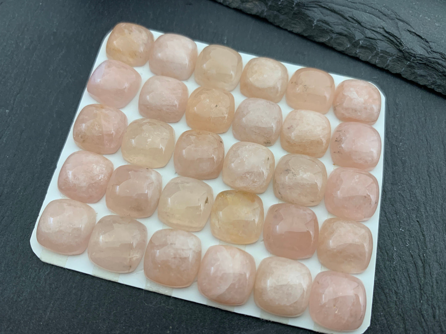 Morganite square cushin 12mm cabochon - Calibrated cabochons