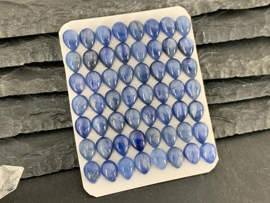Kyanite pear 6x8mm cabochon