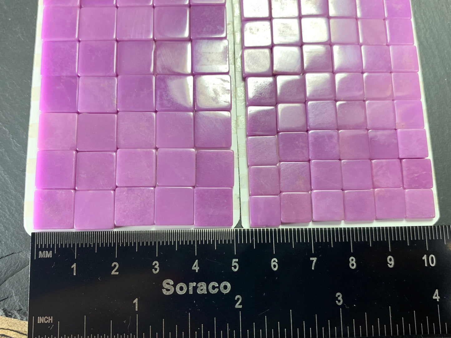 Flat Phosphosiderite square 8 & 10mm cabochon - Calibrated cabochons