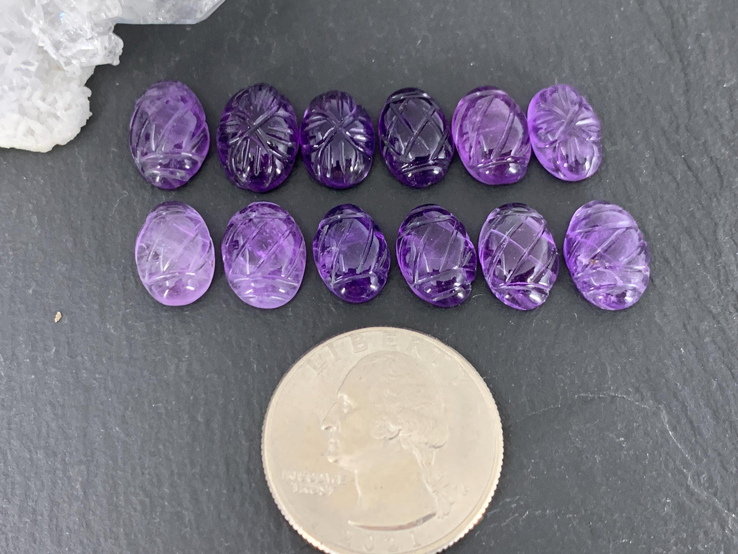 Amethyst carving cabochon - Handcarved cabochon/ W283-1
