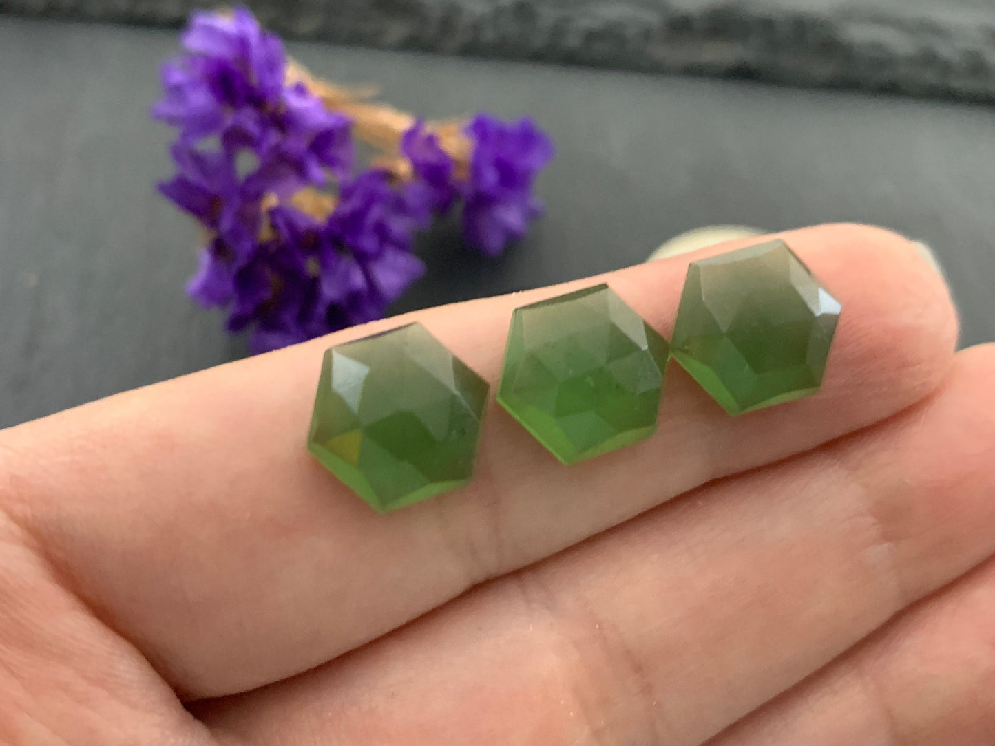 Faceted Serpentine hexagon 8, 9, 10mm cabochon
