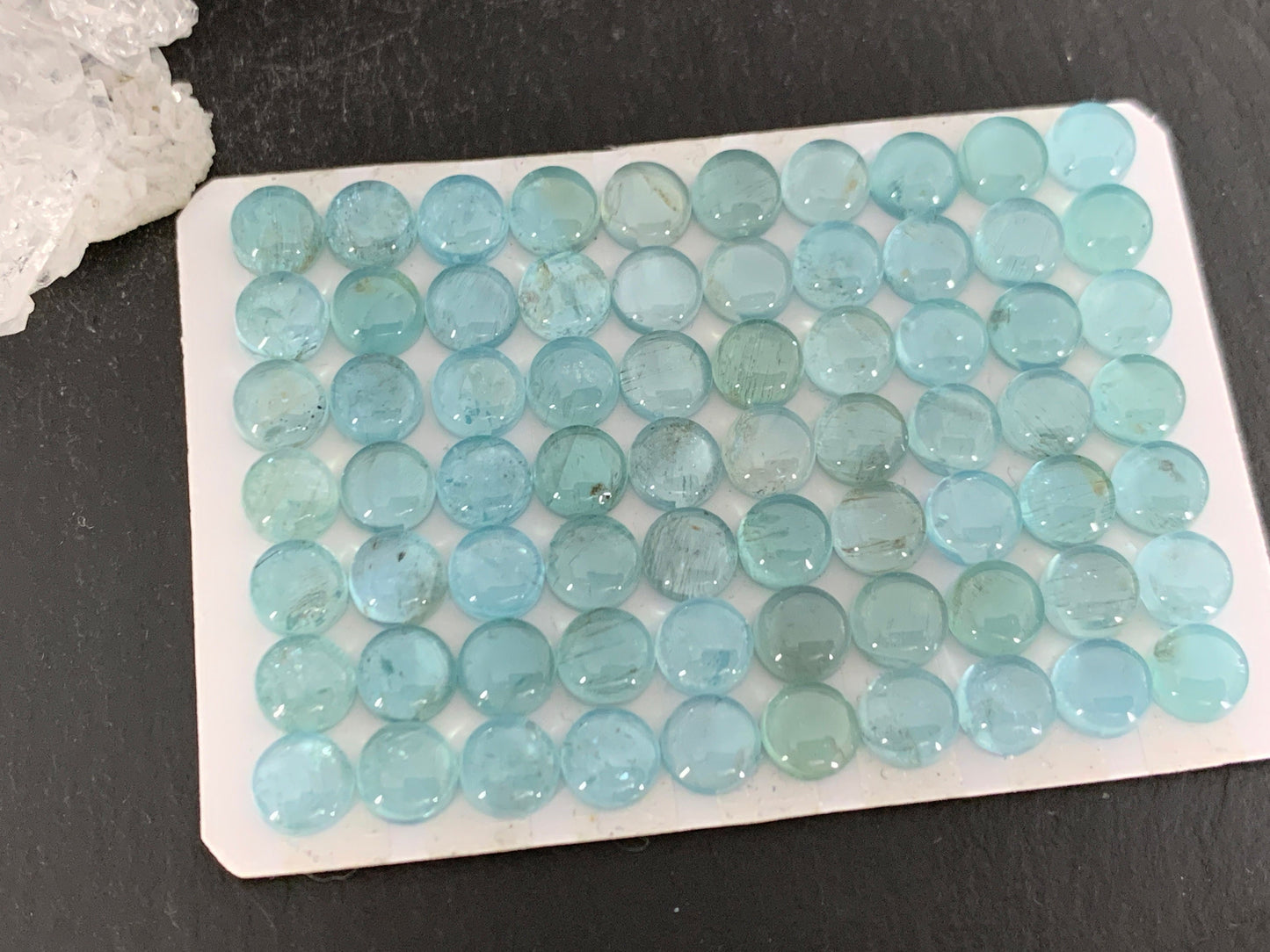 Blue Green Apatite round 6mm cabochon - Calibrated cabochons