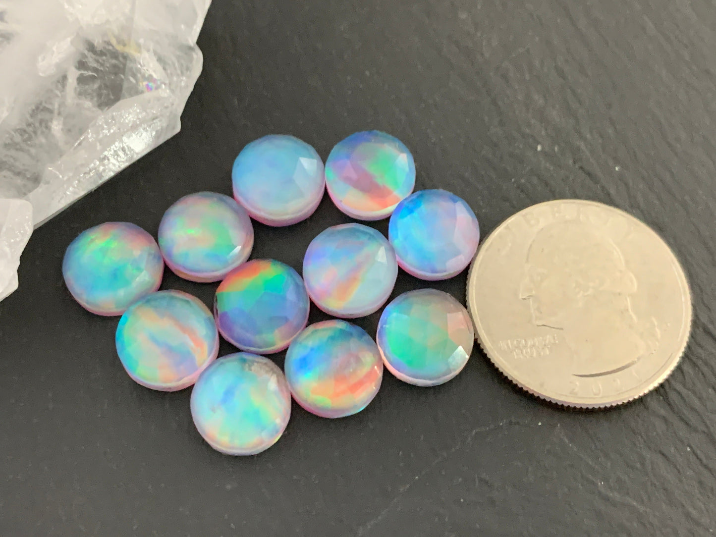 Faceted Aurora Opal round 10mm cabochon - Doublet cabochon