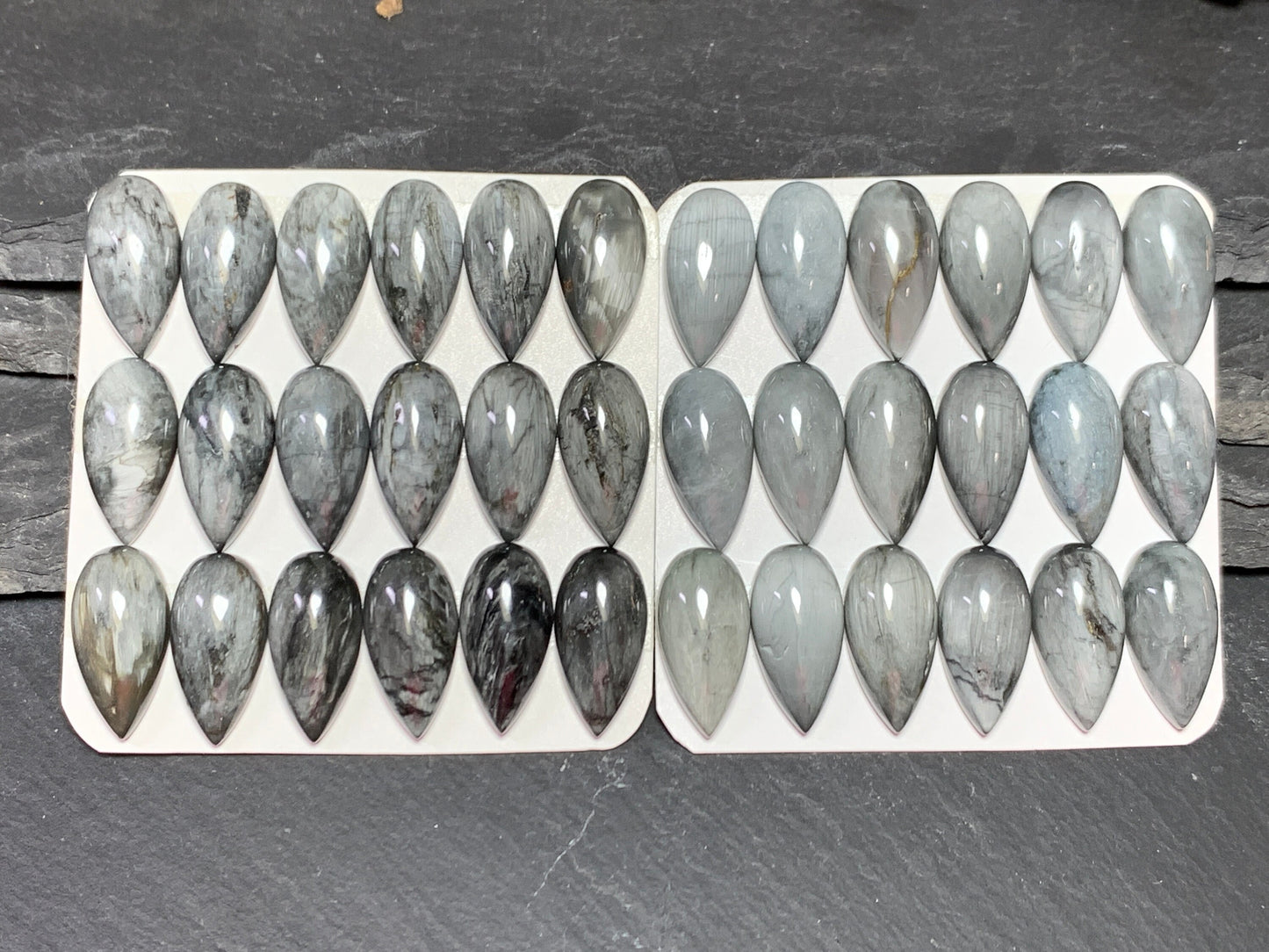 Eagle Eye pear 10x20mm cabochon - Calibrated cabochons