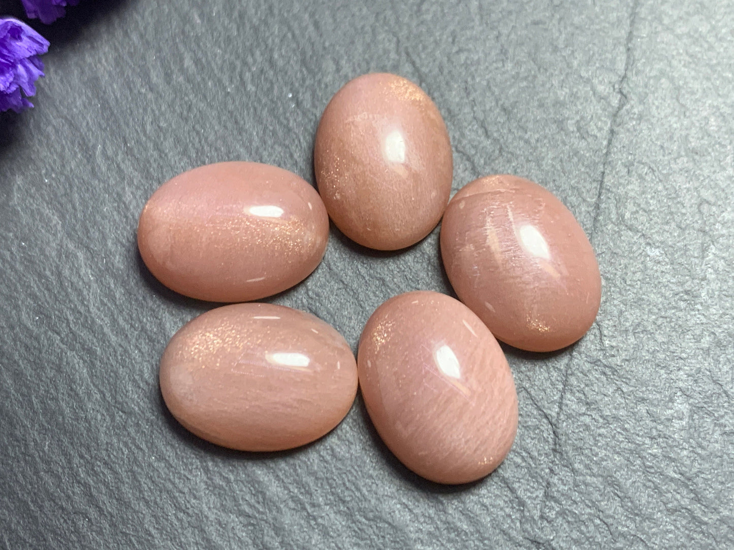 Pink Moonstone oval 12x16mm Cabochon - Calibrated cabochons