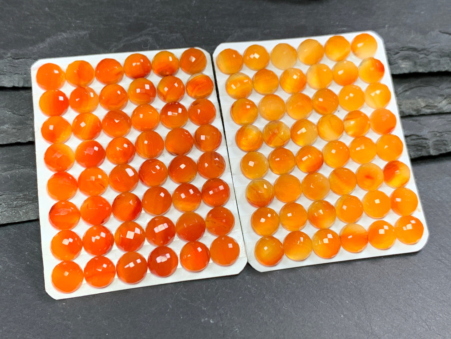 Faceted Carnelian round 8mm cabochon - Calibrated cabochons