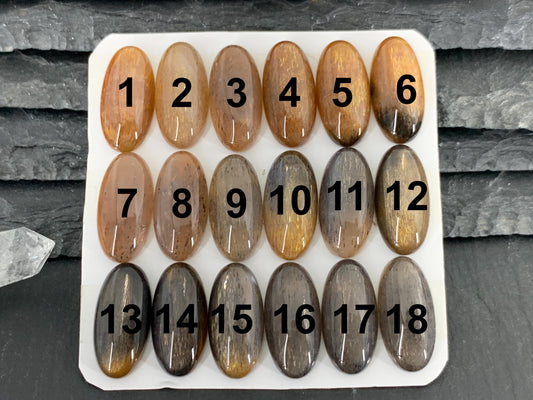 Gold Sunstone oval 10x20mm cabochon - Calibrated cabochons