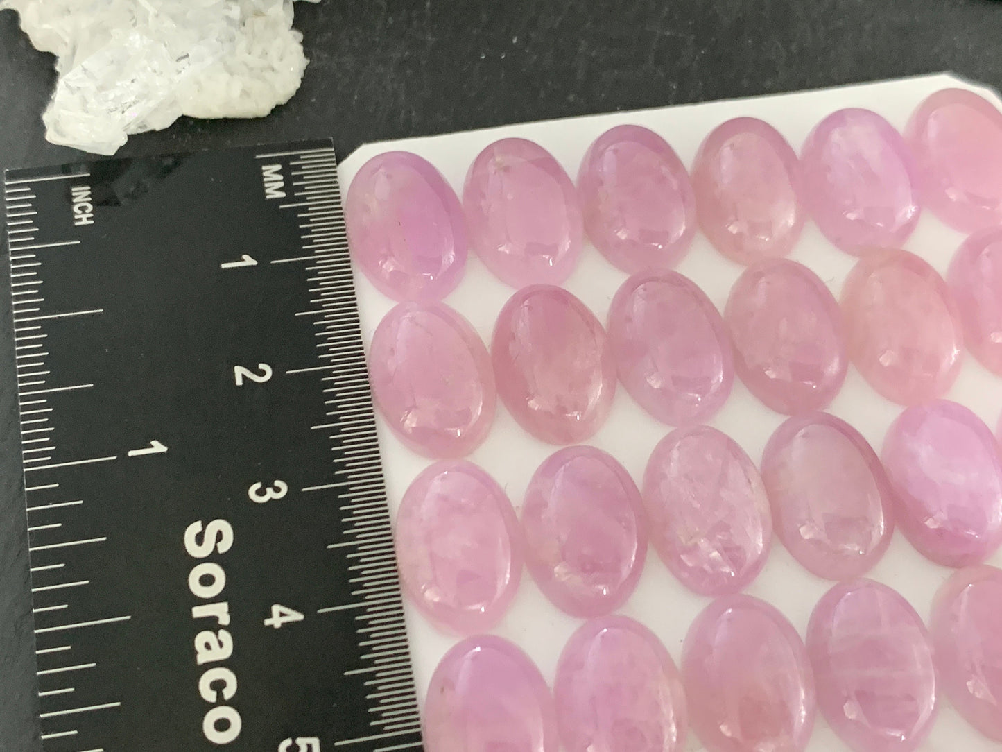 Kunzite oval 10x14mm cabochon - Calibrated Cabochons