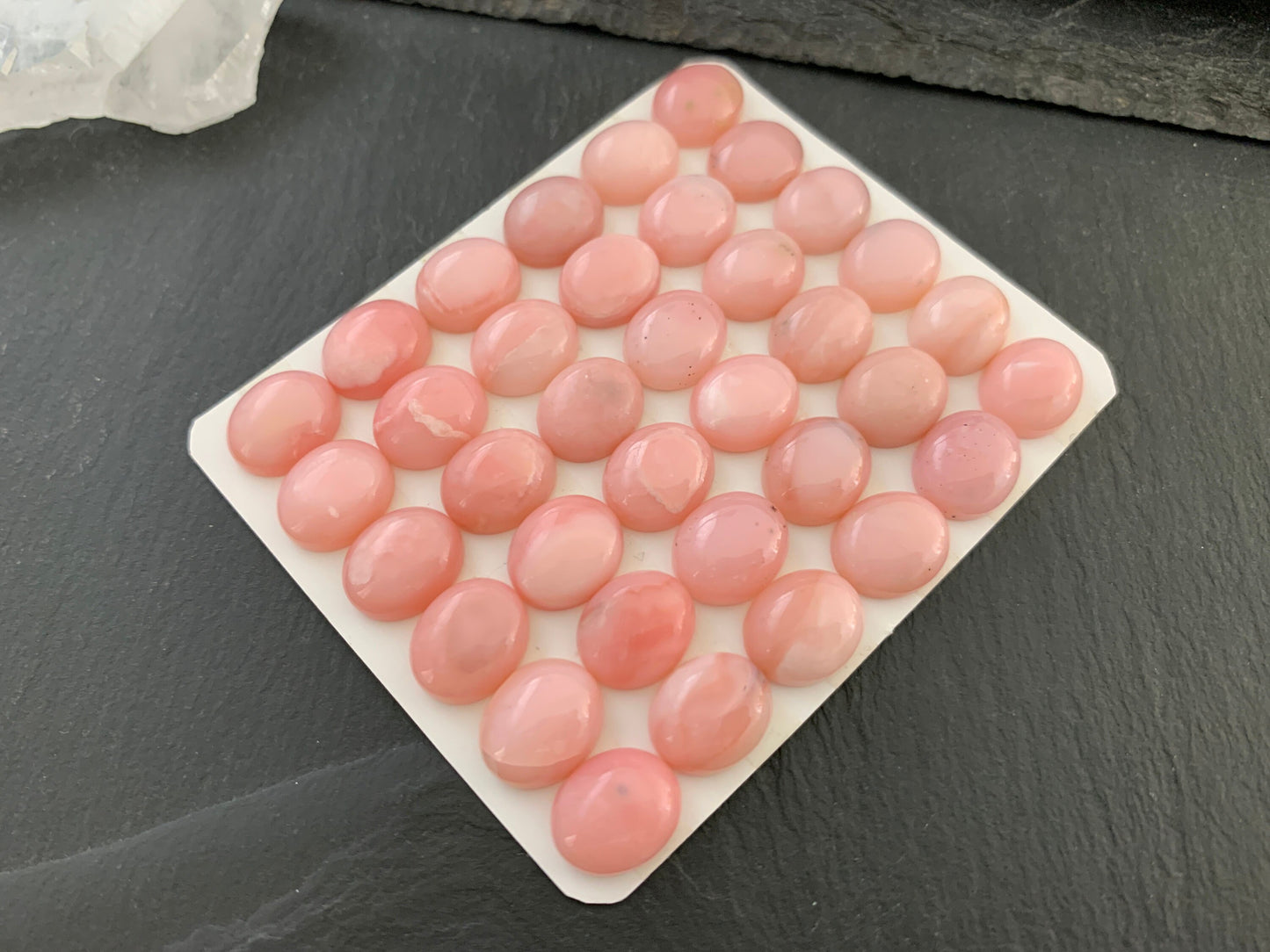Pink Opal oval 10x12mm cabochon - Calibrated cabochons