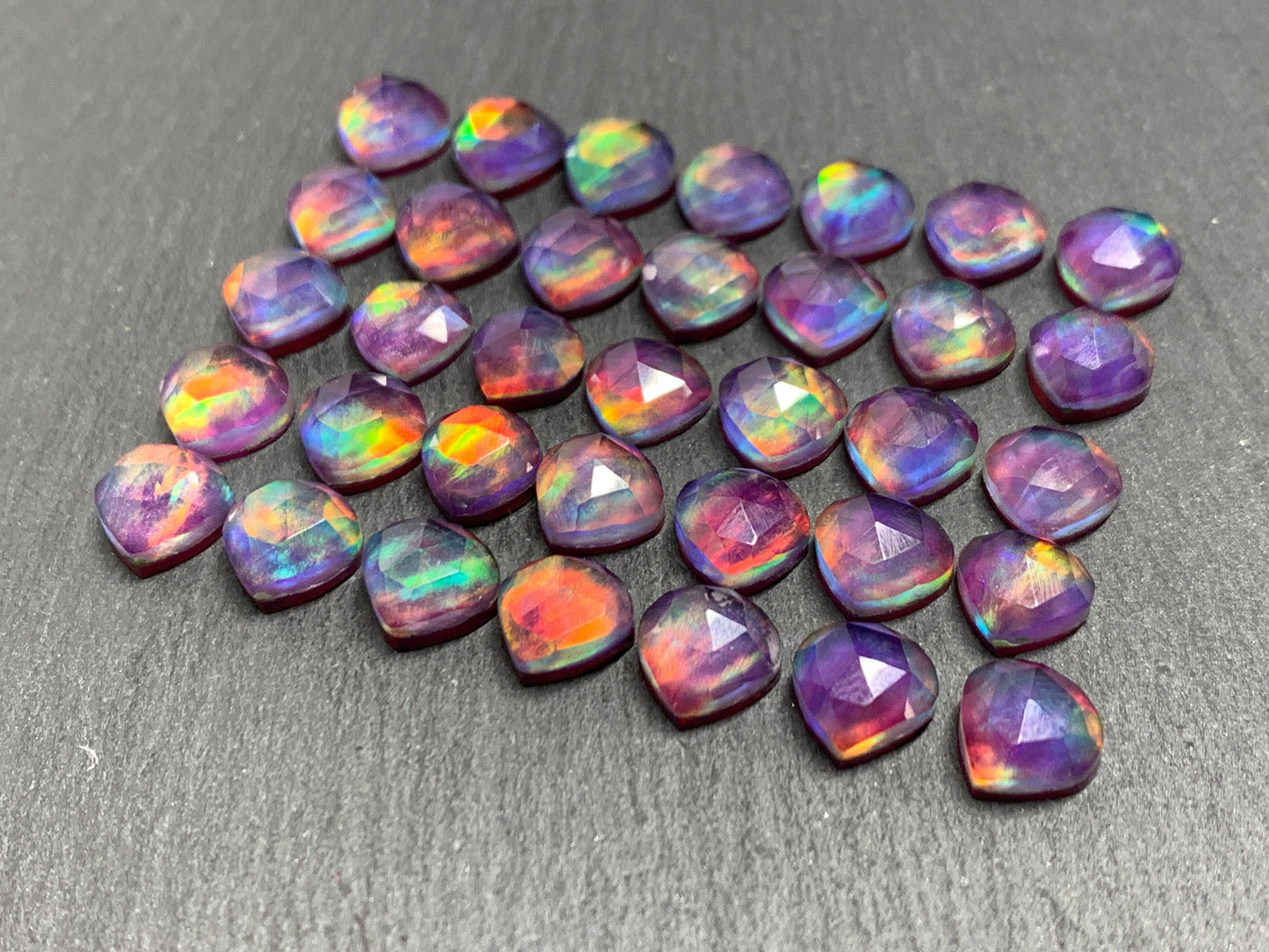 Faceted Aurora Opal pear 8mm cabochon - Doublet cabochons