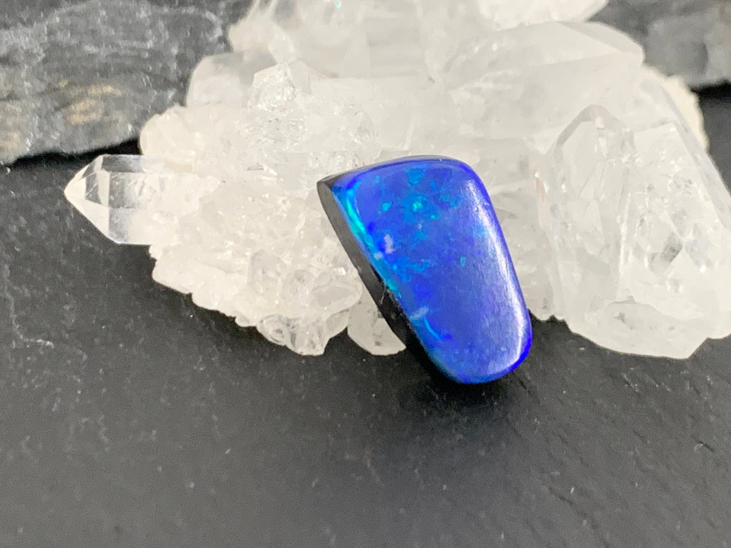 Australian Opal doublet 7x13x4mm cabochon