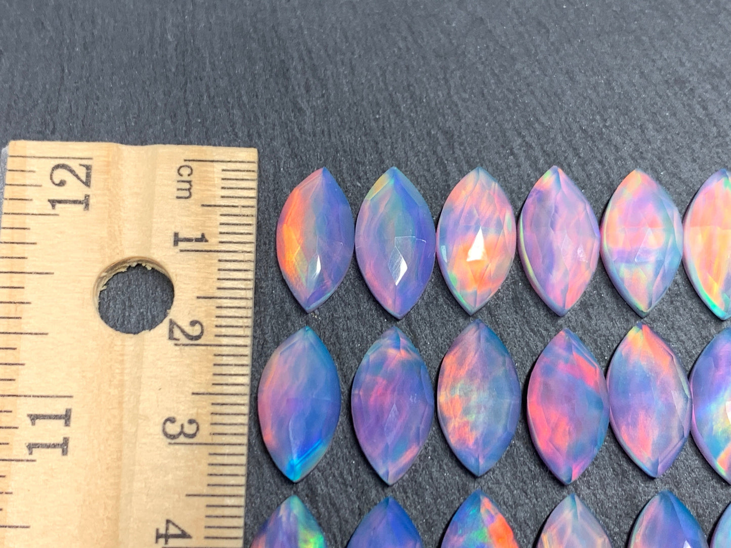 Faceted Aurora Opal marquise 8x16mm cabochon - Doublet cabochons