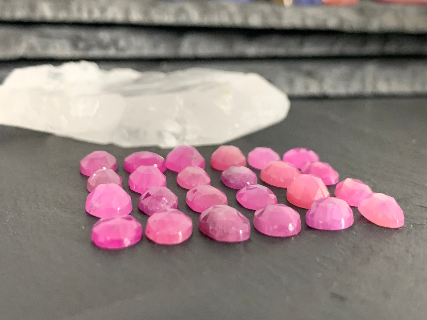 Faceted Pink Sapphire oval 6x8mm cabochon - Light pink