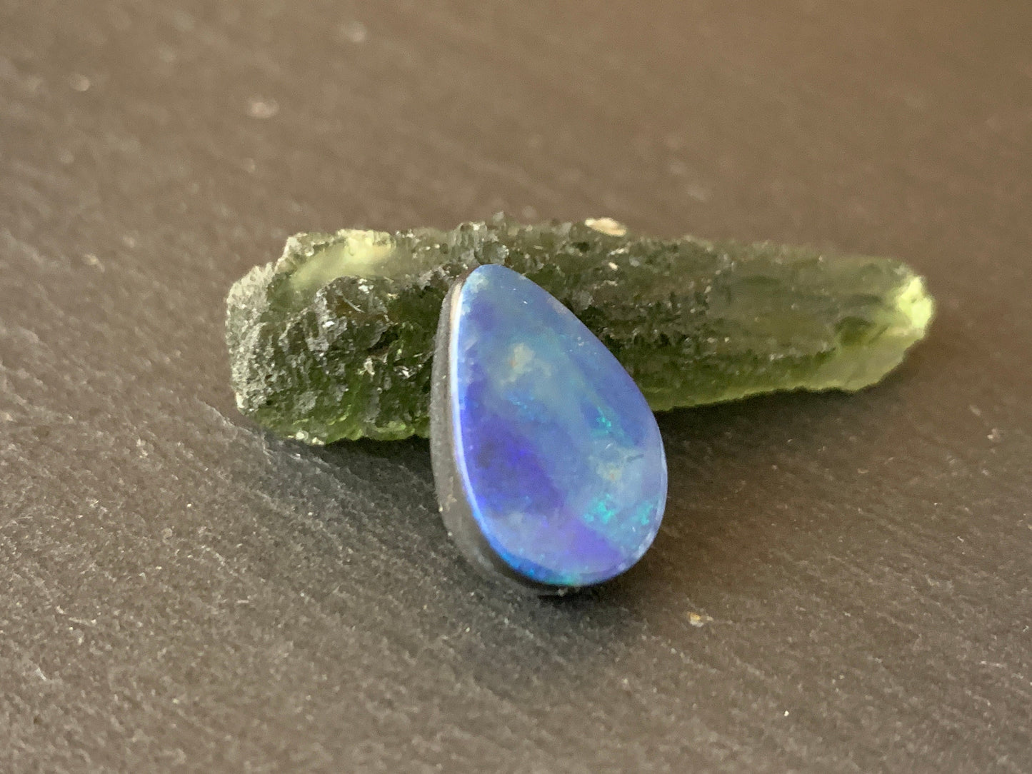 Australian Opal doublet 11x16x5mm cabochon