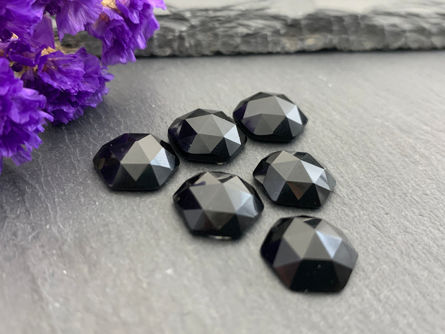 Faceted black Agate hexagon 12mm cabochon - Calibrated cabochons