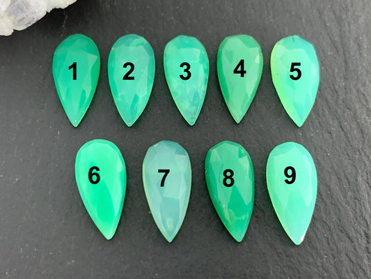Faceted Chrysoprase pear 7x15mm cabochon